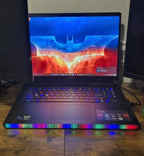 MSI RAIDER G78HX 240hz 64GB RTX4090