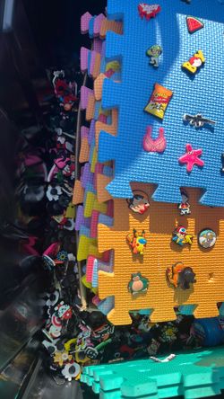 Charms crocs