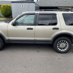 2003 Ford Explorer