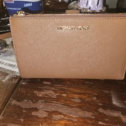 Brand new michael kors leather wallet