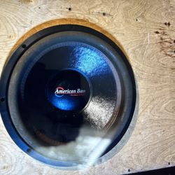 15 Inch American Bass Hd And Accessories 