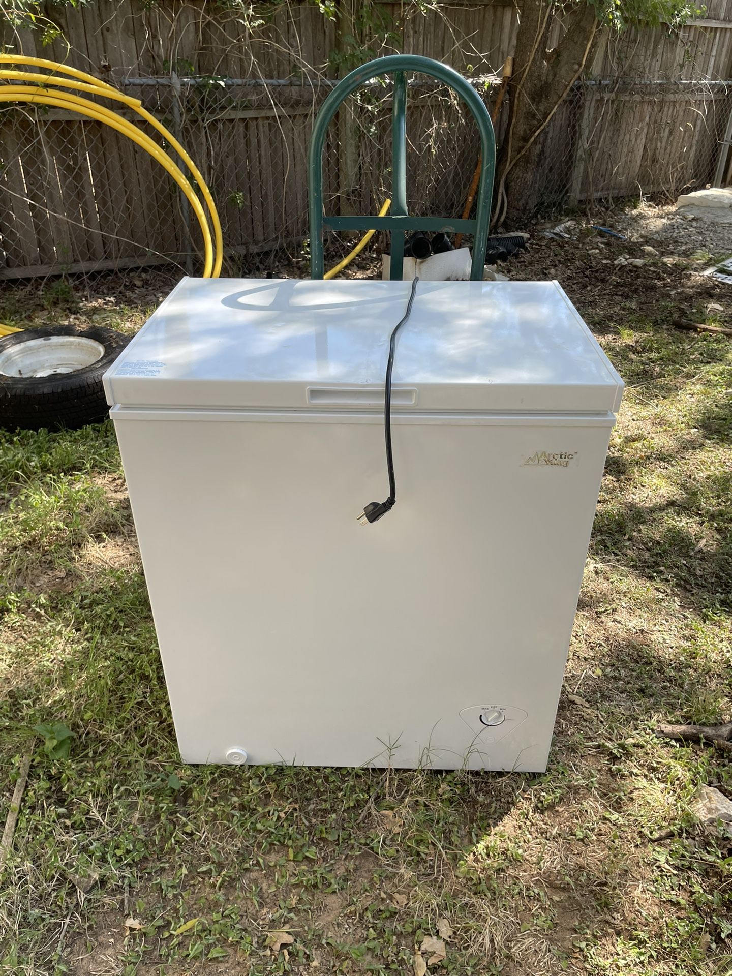 arctic king chest freezer
