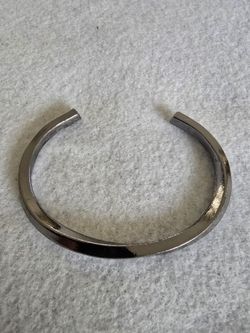 Titanium Steel Twisted Cuff