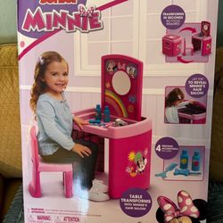 Minnie Mouse pretend Makeup Table 