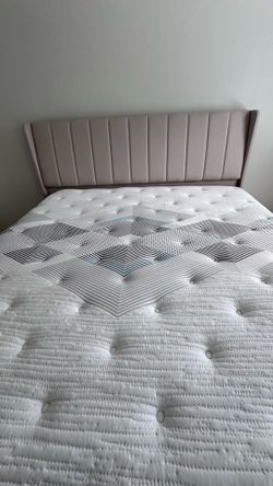 King bed + mattress