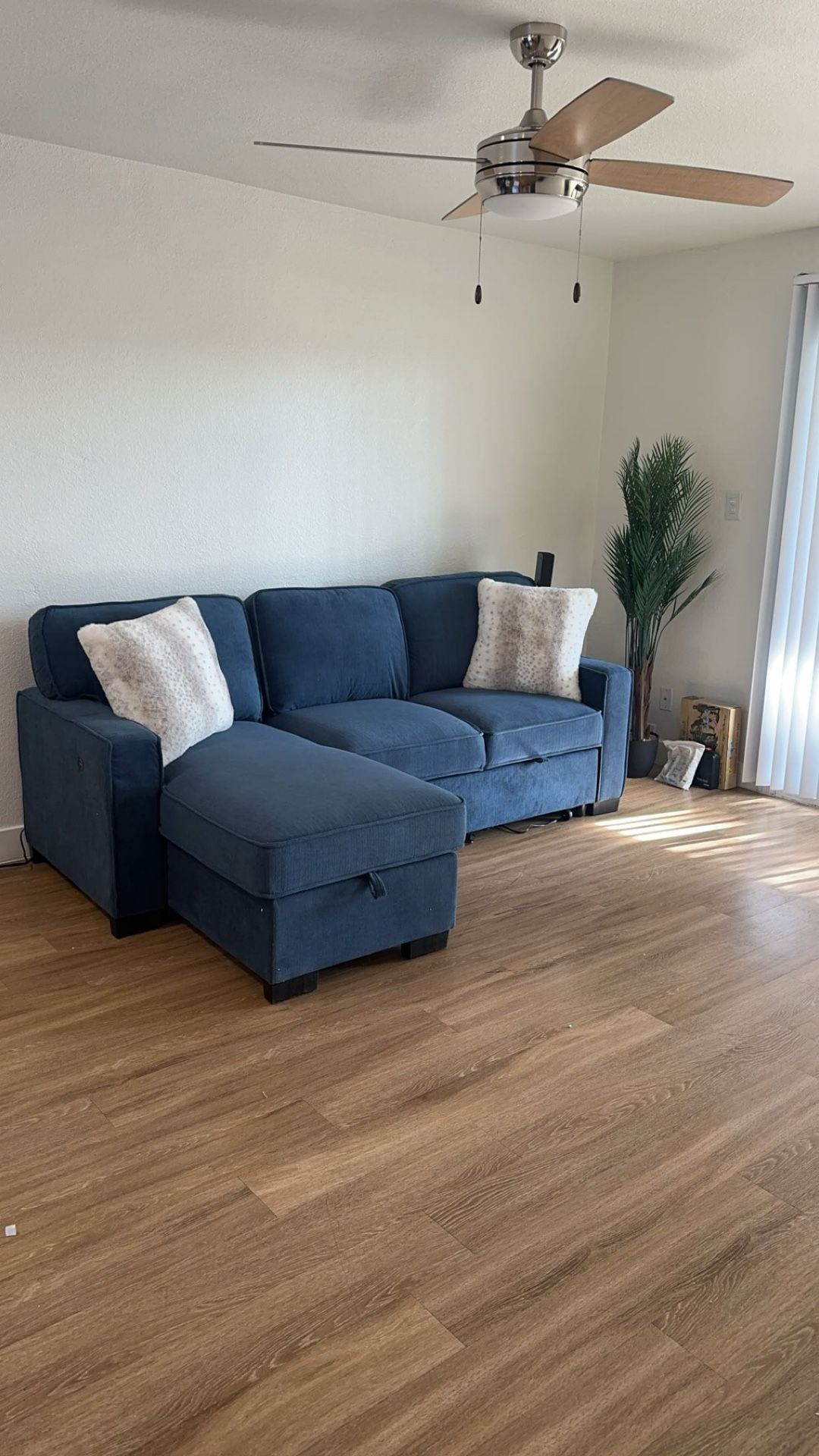 Byron Blue 2PC Sleeper Sectional with Chaise