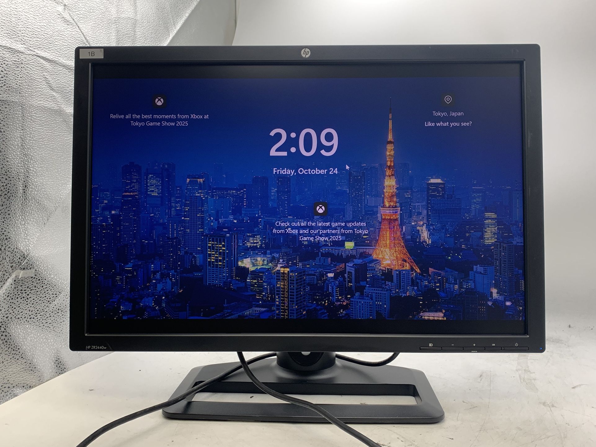 HP ZR2440w 24” IPS LED MONITOR 1920x1200 Widescreen Full HD Display