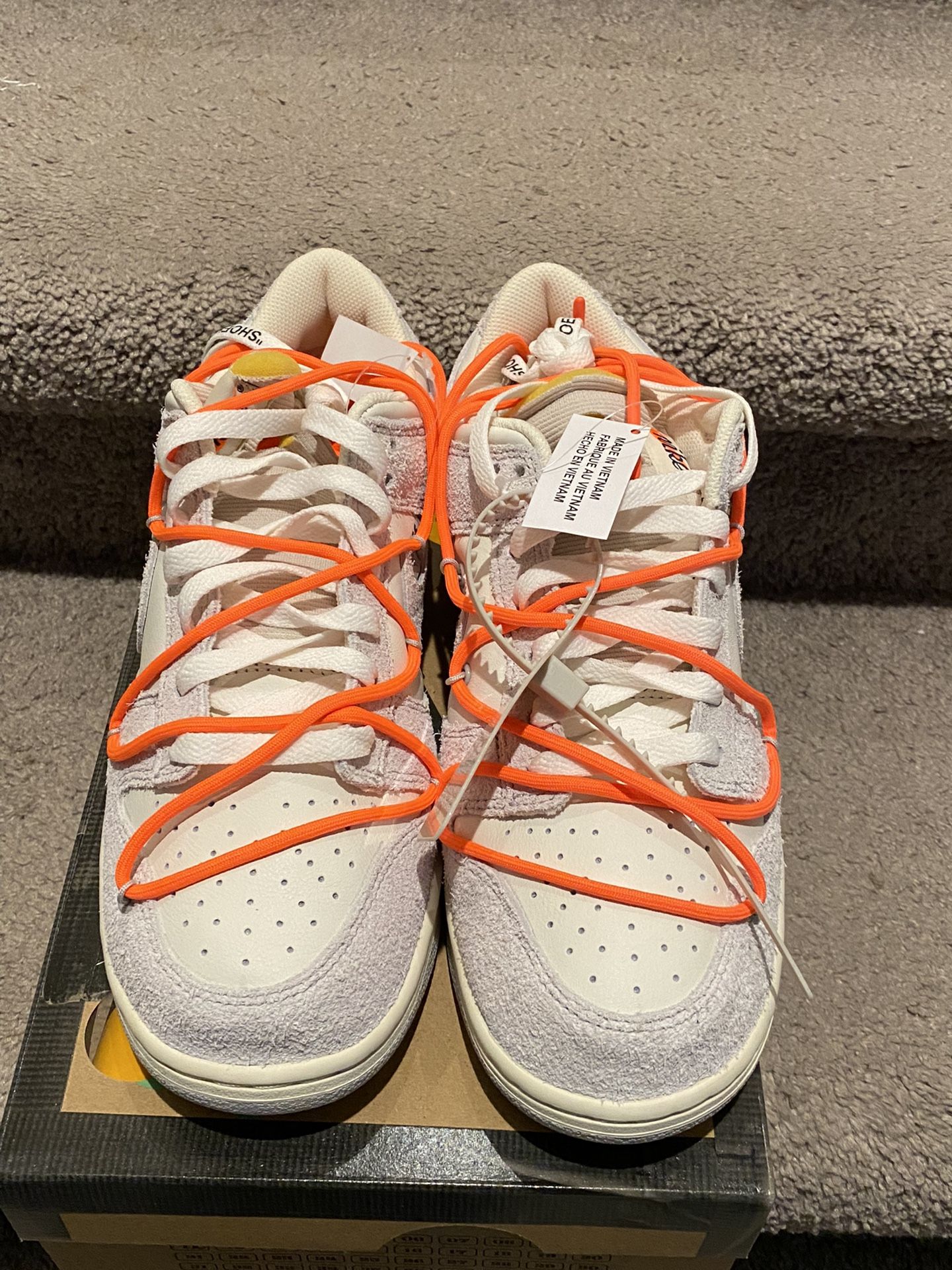 Nike Dunk Low x Off-White Lot 11 Size 9