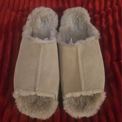 SIZE 10-Authentic UGG Women's Greenport Slide S#1167610