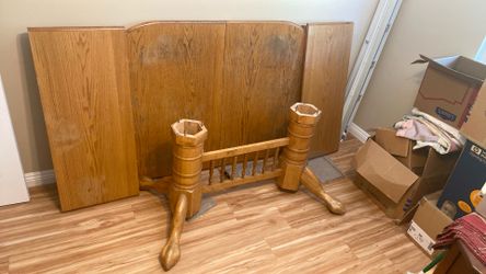 Farm Style Oak Dining Table