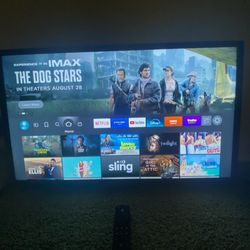 SMART TV & VIZIO SPEAKER 