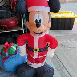 Pending - Christmas Lawn Blow Up Decorations