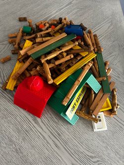 Lincoln Logs