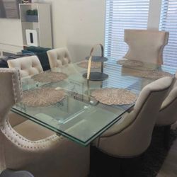Expendable Dining Table With Glass Top For 4 To 10 Ppl W/o Chairs