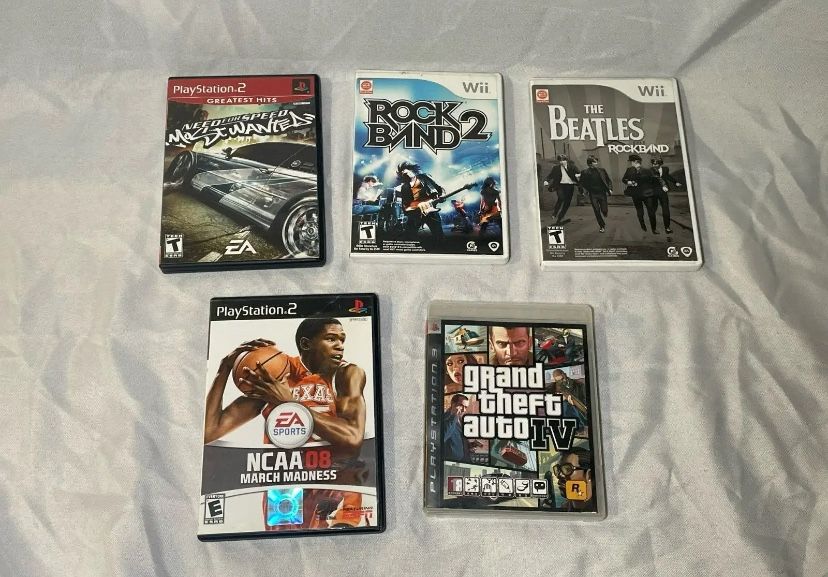 Mix of PS2/PS3/Wii Games - Lot of 5 - GTA 4 / Rock Band 2 / Need for Speed