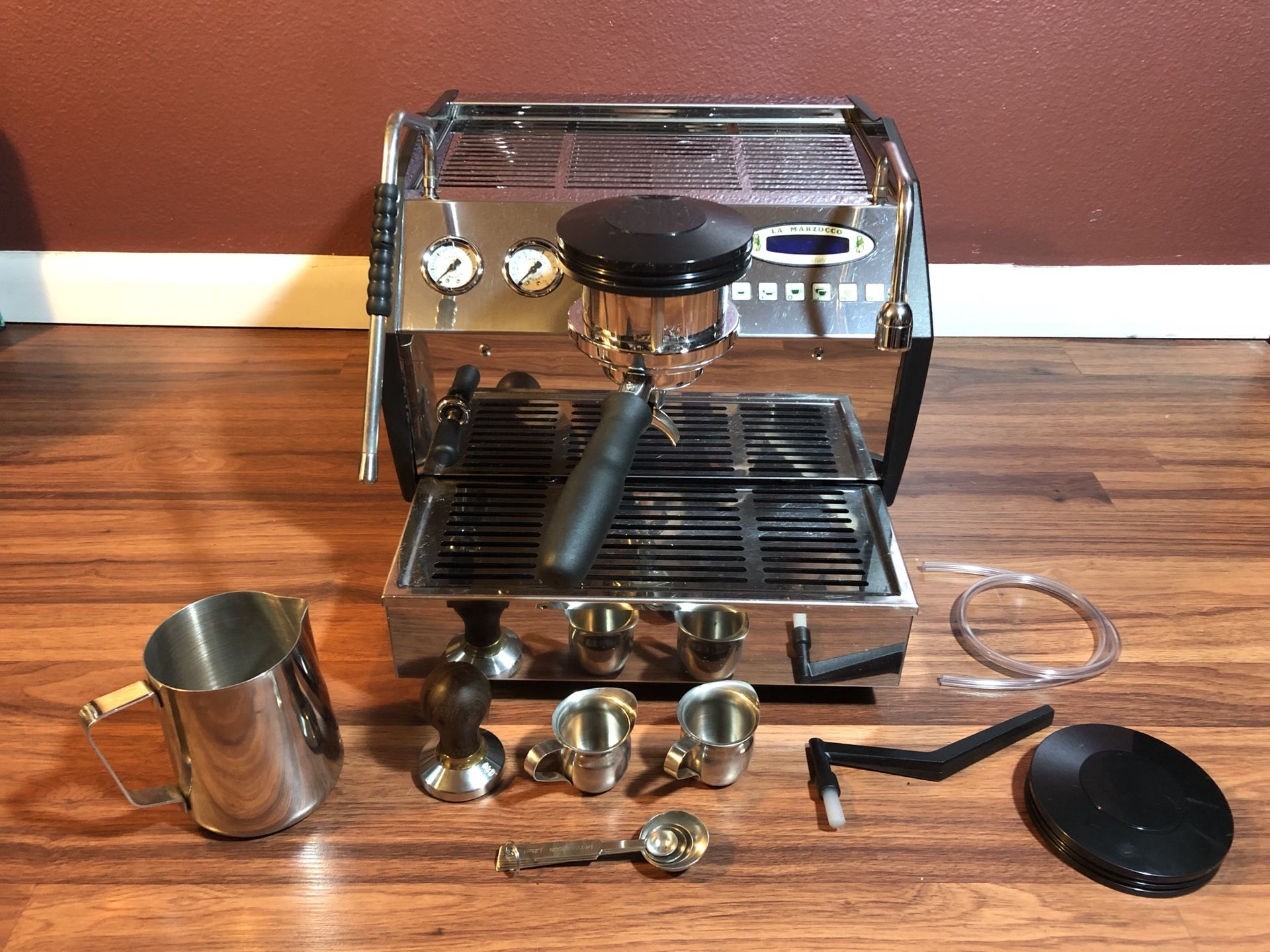 La Marzocco GS/3 AV Professional Espresso Machine