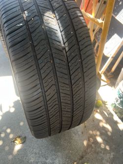 Selling sum Camaro ss Tires fits on a 6th gen and 5th gen maro had it on my 6th gen