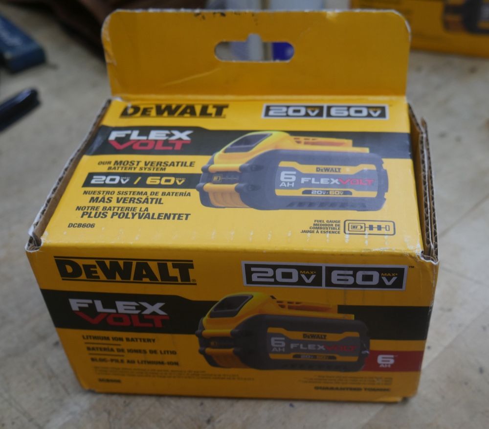 Dewalt DCB606 new 20v / 60v 886788-1