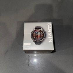 Garmin Fenix 8 AMOLED Sapphire (43MM, Carbon Gray DLC Titanium)