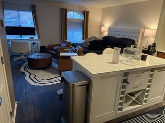 Seattle Studio Apartment - Furniture Sale