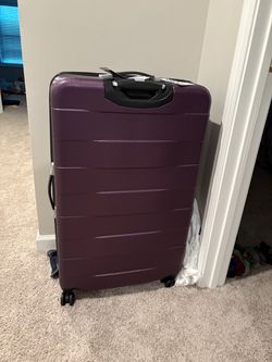 Samsonite Luggage - New totally