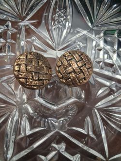 Gold Tone Basket Weave Button Earrings