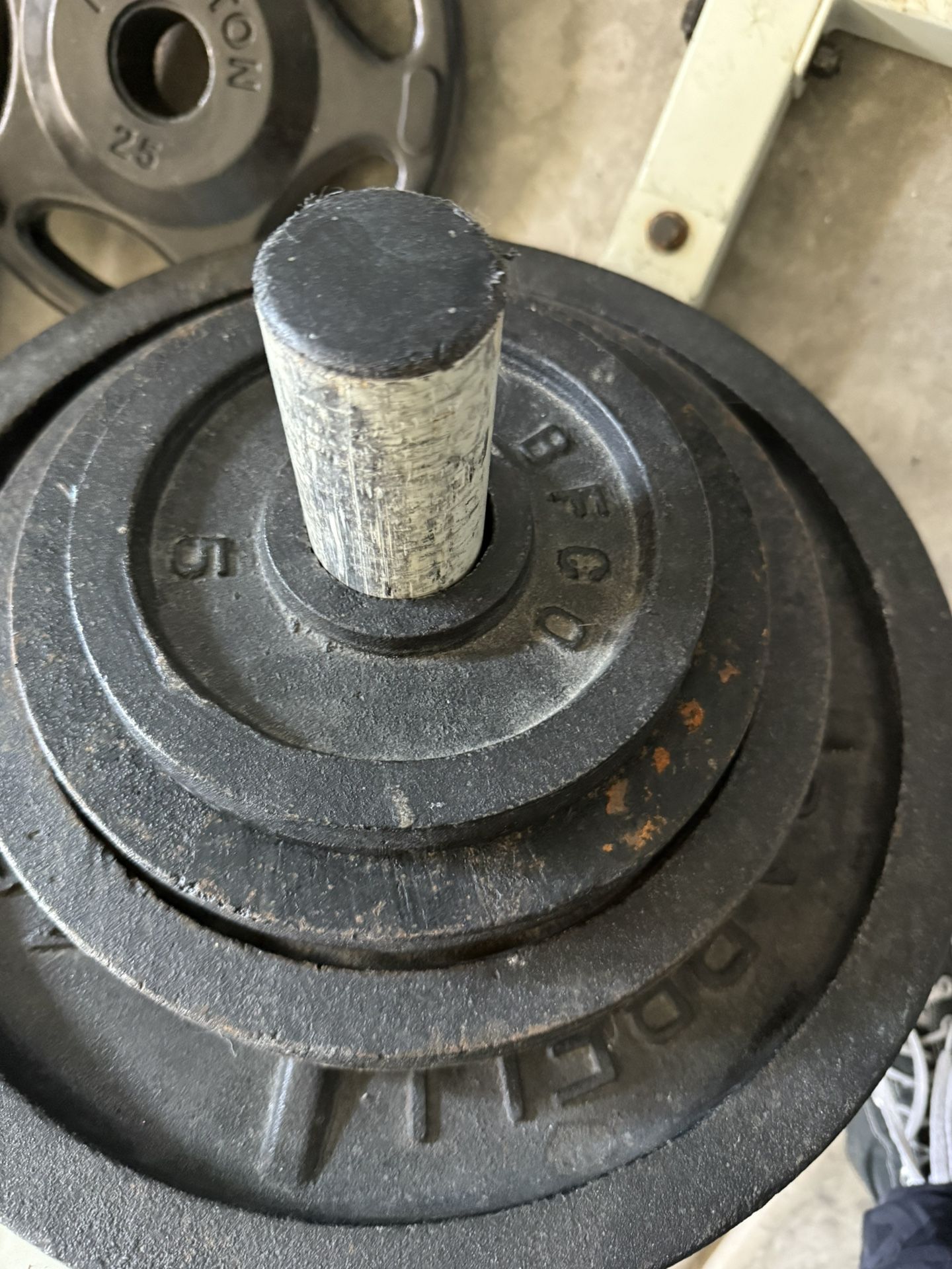BFCO Vintage 150lbs set Iron Plates