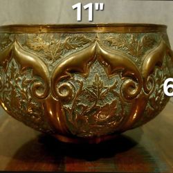 Persian Hand Hamered Brass Bowl - Tin Lining