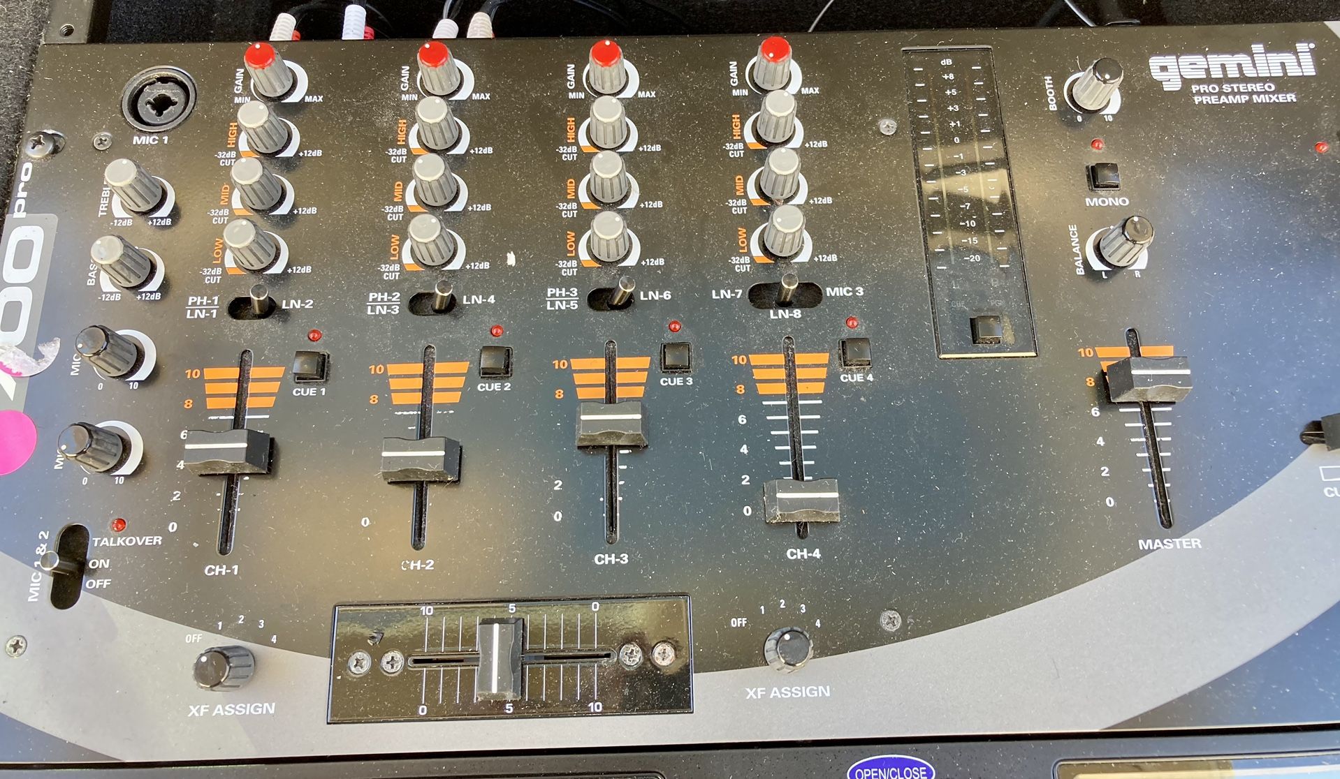 Gemini PS 700 Mixer