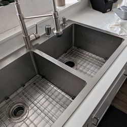 Double Sink NEW 43"X21.5" With Water Sprayer