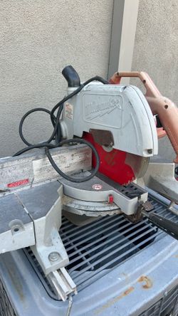 Milwaukee  chop saw