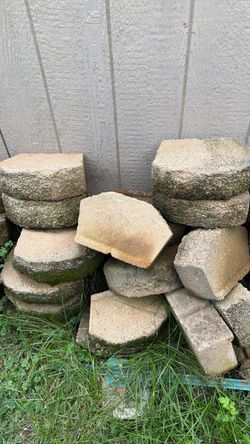 Wall stone