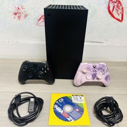 Xbox Series X - 1 TB , Bonus 1 Controller And 1 Game ( Used Very New )