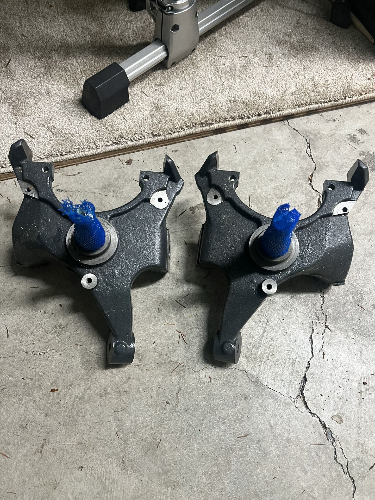 2” Front Drop Spindles