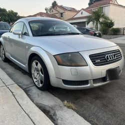 Audi TT 