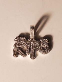 APORRO “Rip3” Iced Out Pendant CZ Hip Hop Chain Charm Silver Tone 46.86g