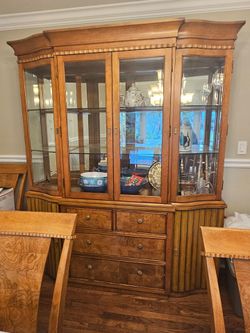 FREE Large Dining Room China Cabinet / Hutch