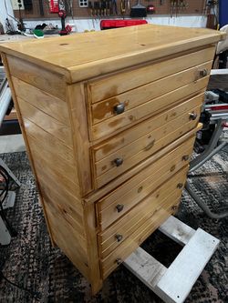 Solid wood Pine Dresser