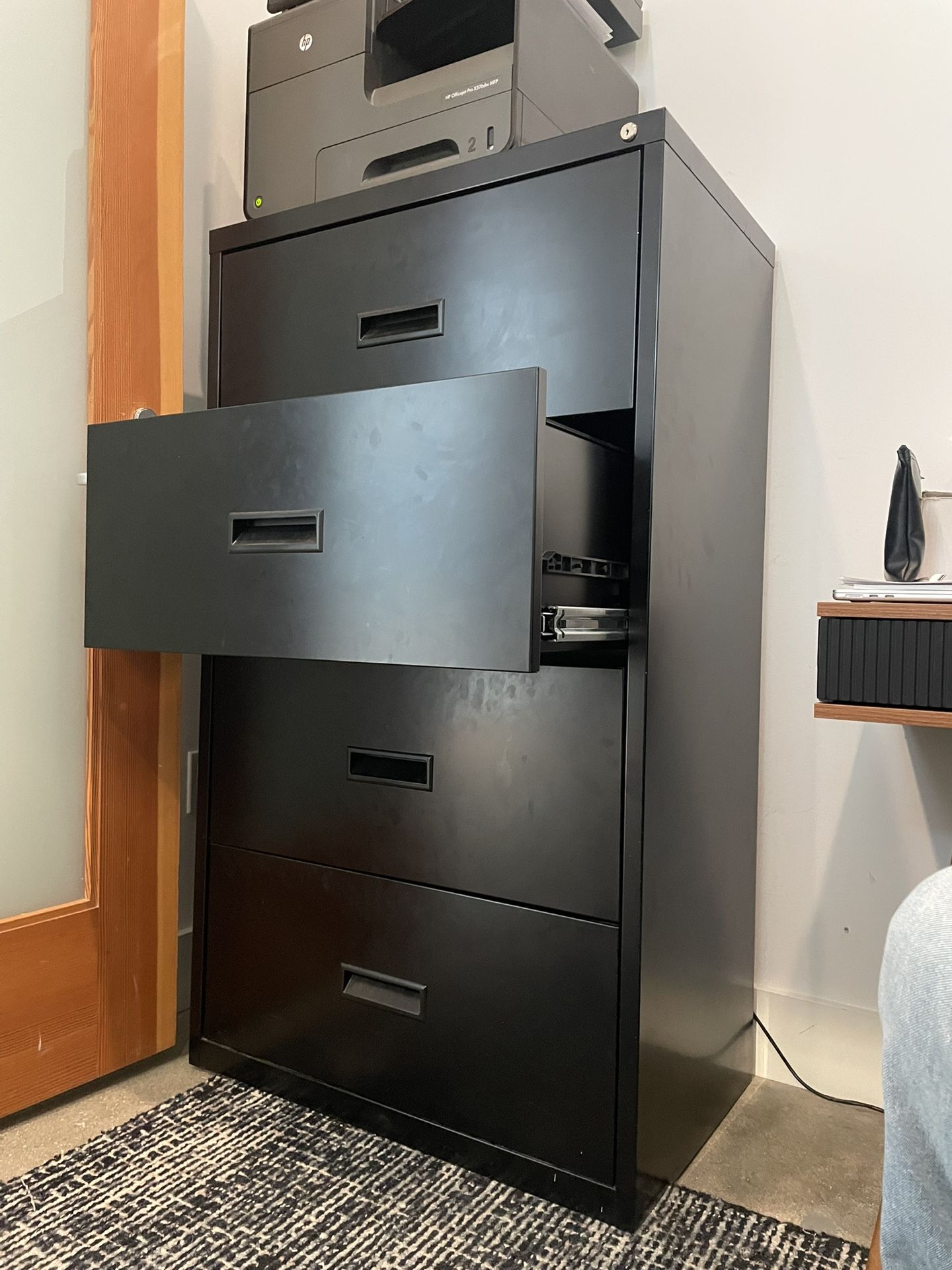 Filing Cabinet - Free