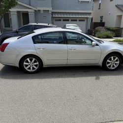 2004 Nissan Maxima