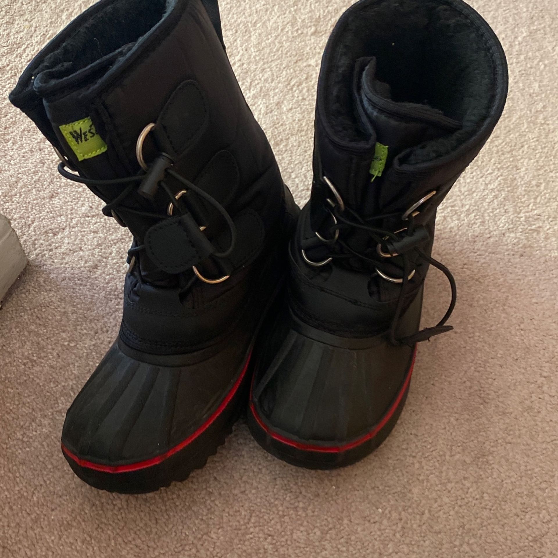 Boys Snow Boots Size 1 Y