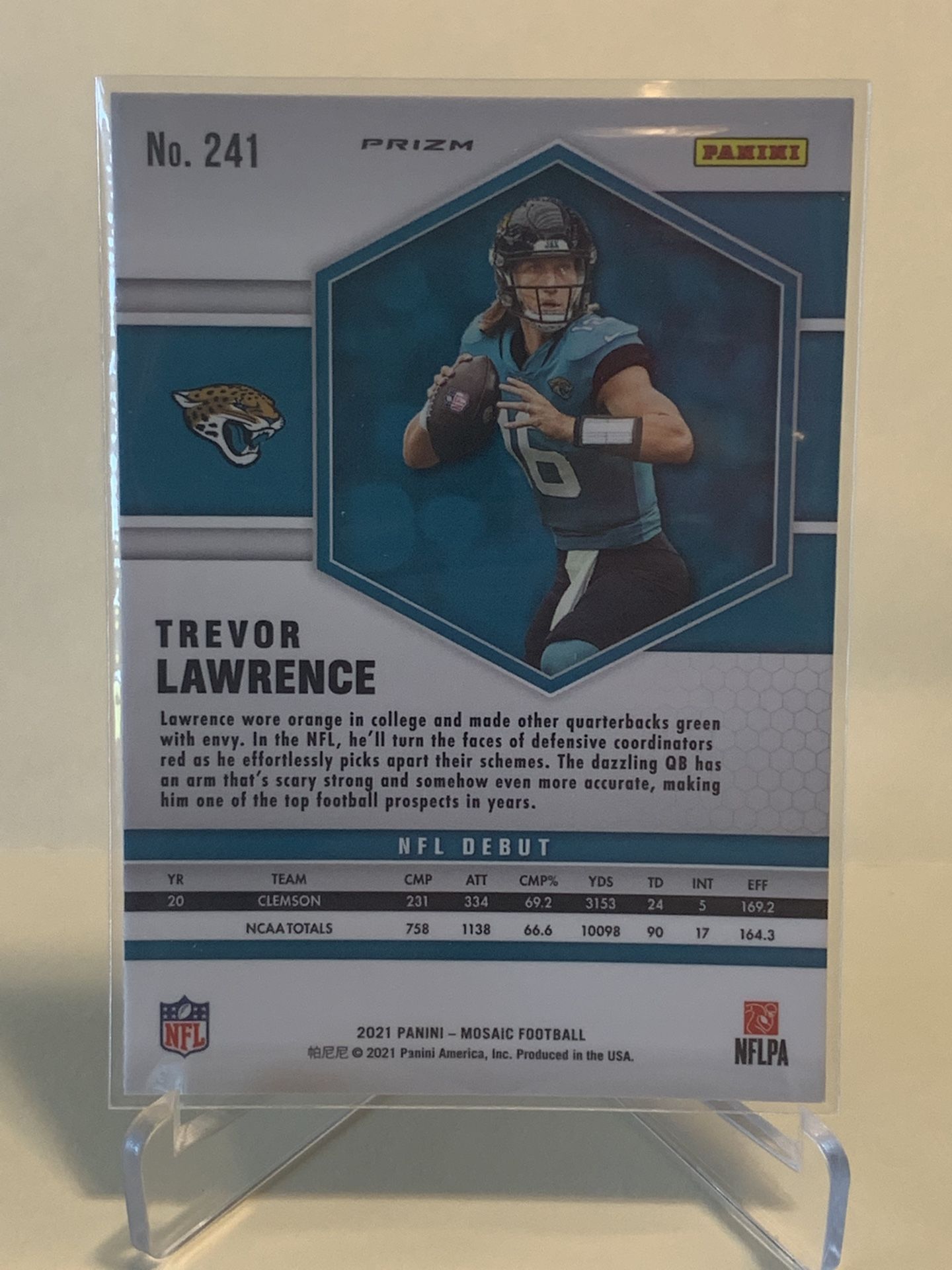 Trevor Lawrence 2021 Mosaic NFL Debut Blue Reactive Prizm RC