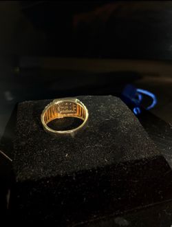 10k gold diamond ring