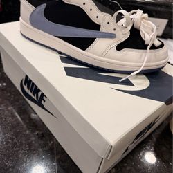 Travis Scott Black And White