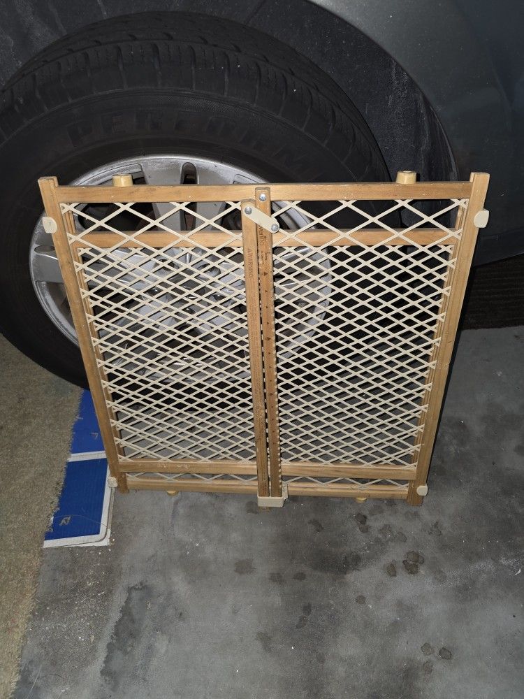 Adjustable Dog Or Kids Door