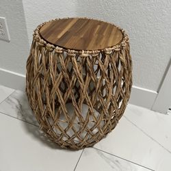 Accent Table 