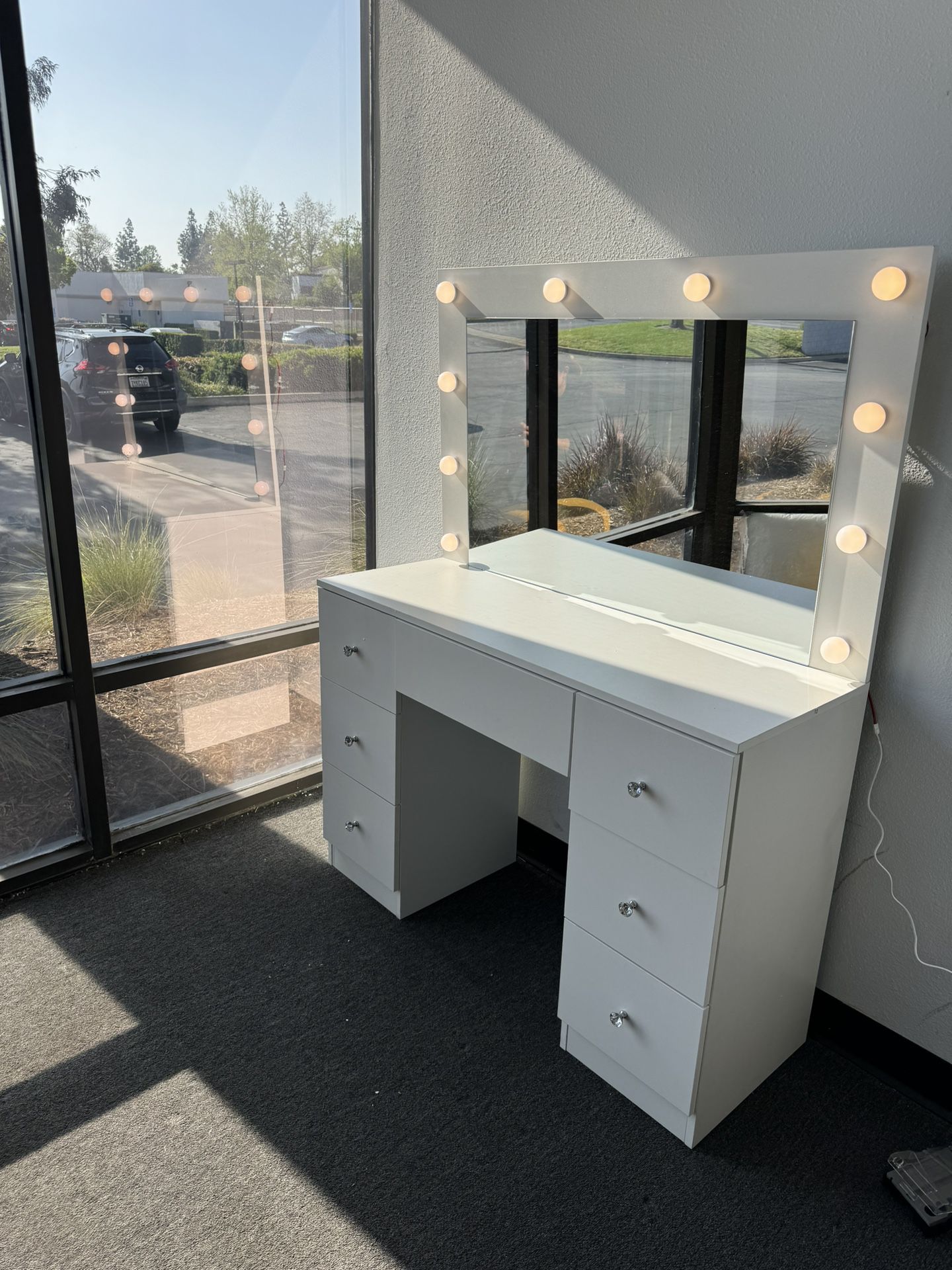 Vanity Table with Mirror Hollywood Light 7 Drawers