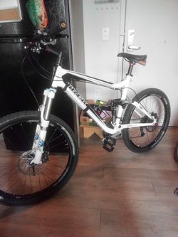 Trek Ex9 Mountain Bike 26" Full Suspension