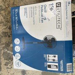 18ins Oscillating Pedestal Fan With Remote