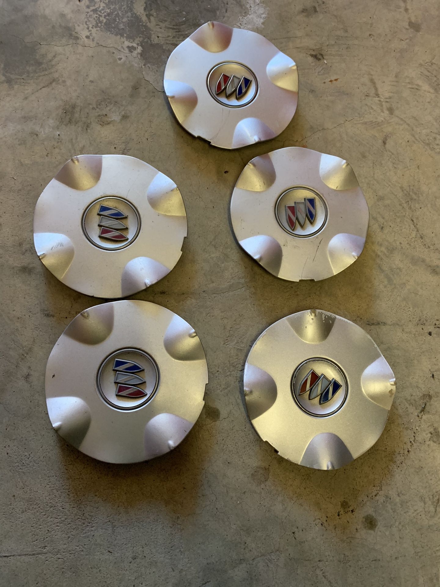 buick park ave center hub cap